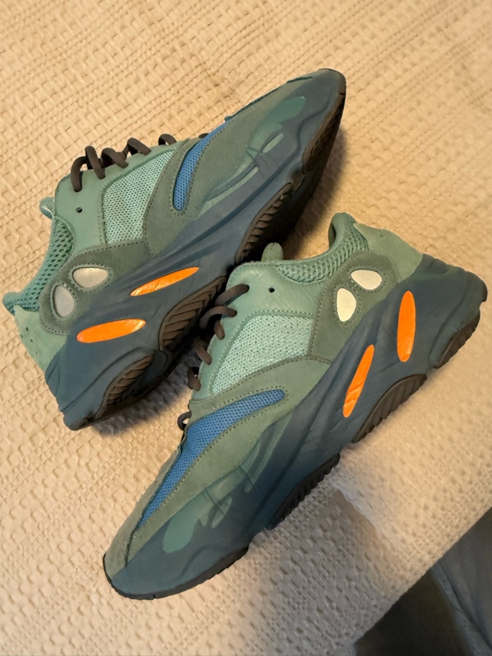 Yeezy Boost 700 Faded Azure View 2
